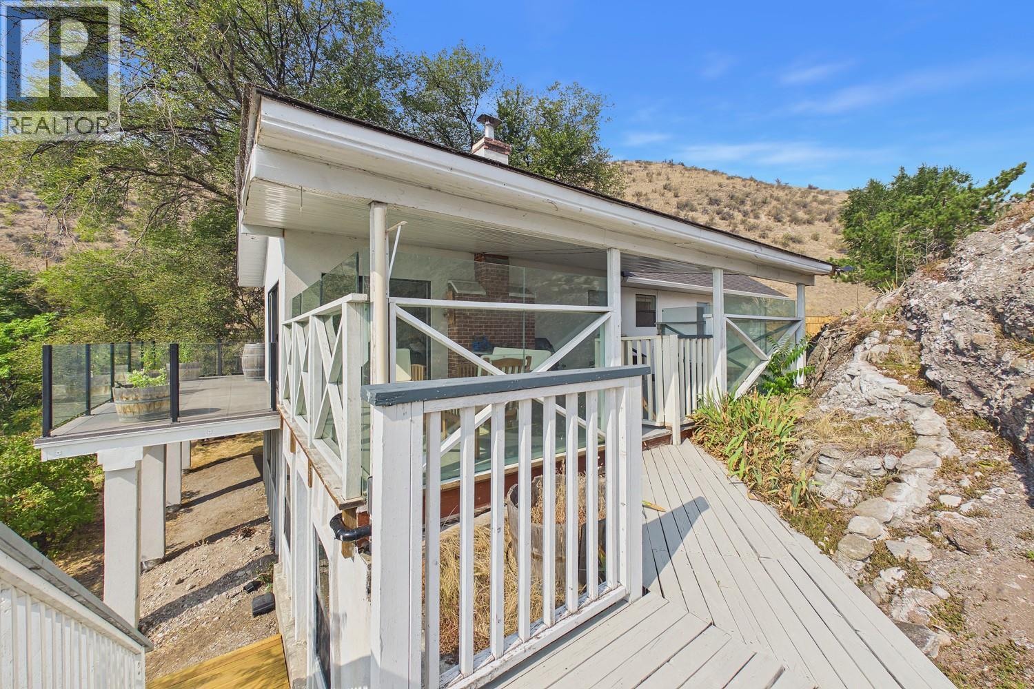 777 Highway 97, Okanagan Falls, British Columbia  V0H 1R0 - Photo 67 - 10399069