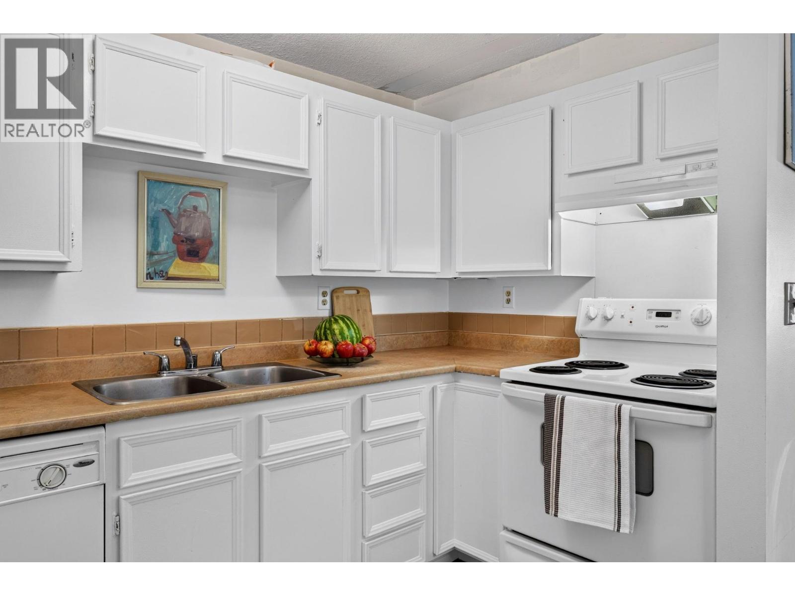 1481 Inkar Road Unit# 6, Kelowna, British Columbia  V1Y 8J1 - Photo 8 - 10398723