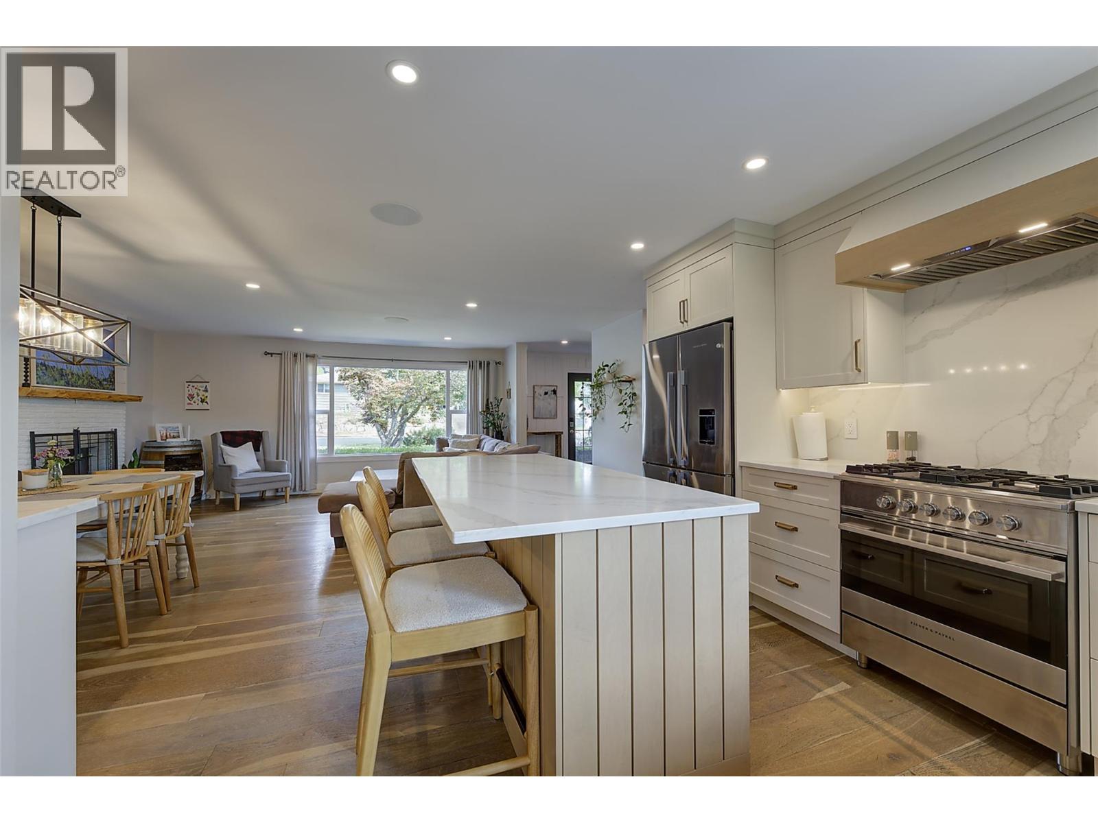 1126 Pinecrest Lane, Kelowna, British Columbia  V1Y 4L5 - Photo 17 - 10399066