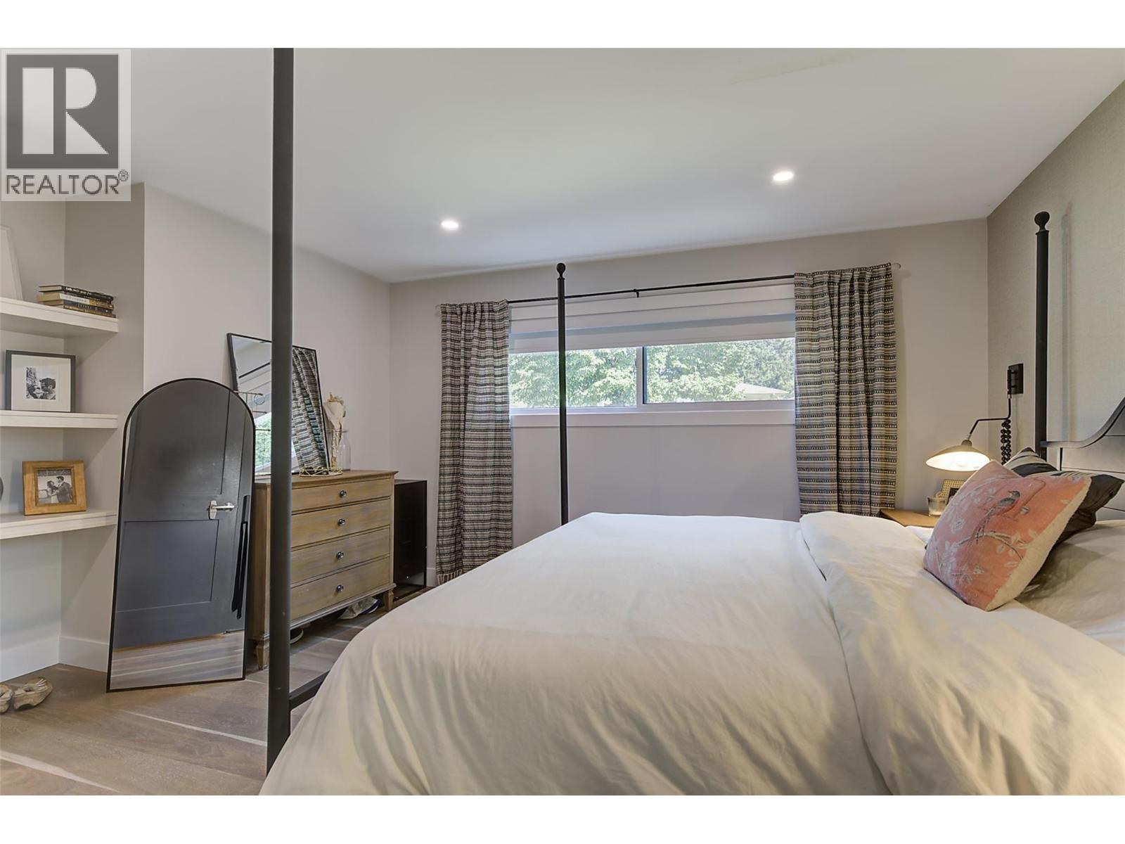 1126 Pinecrest Lane, Kelowna, British Columbia  V1Y 4L5 - Photo 24 - 10399066