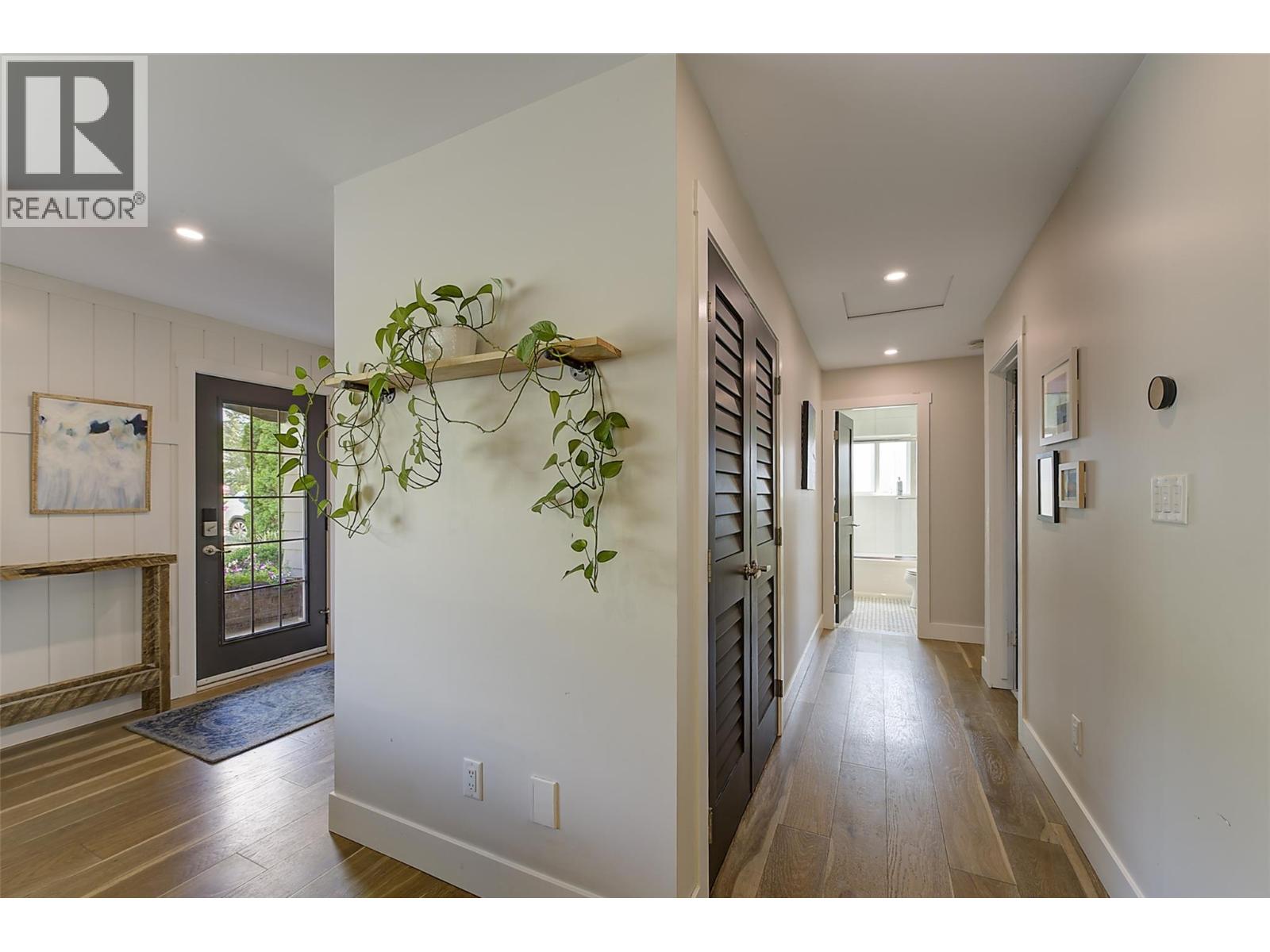 1126 Pinecrest Lane, Kelowna, British Columbia  V1Y 4L5 - Photo 31 - 10399066