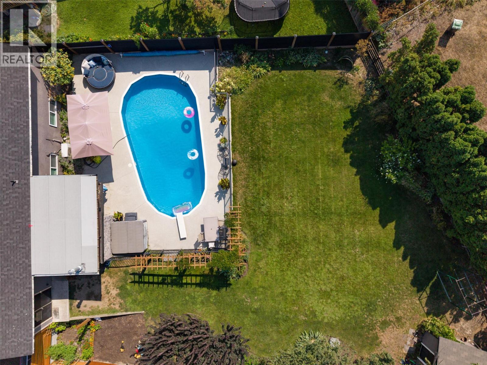 1126 Pinecrest Lane, Kelowna, British Columbia  V1Y 4L5 - Photo 4 - 10399066