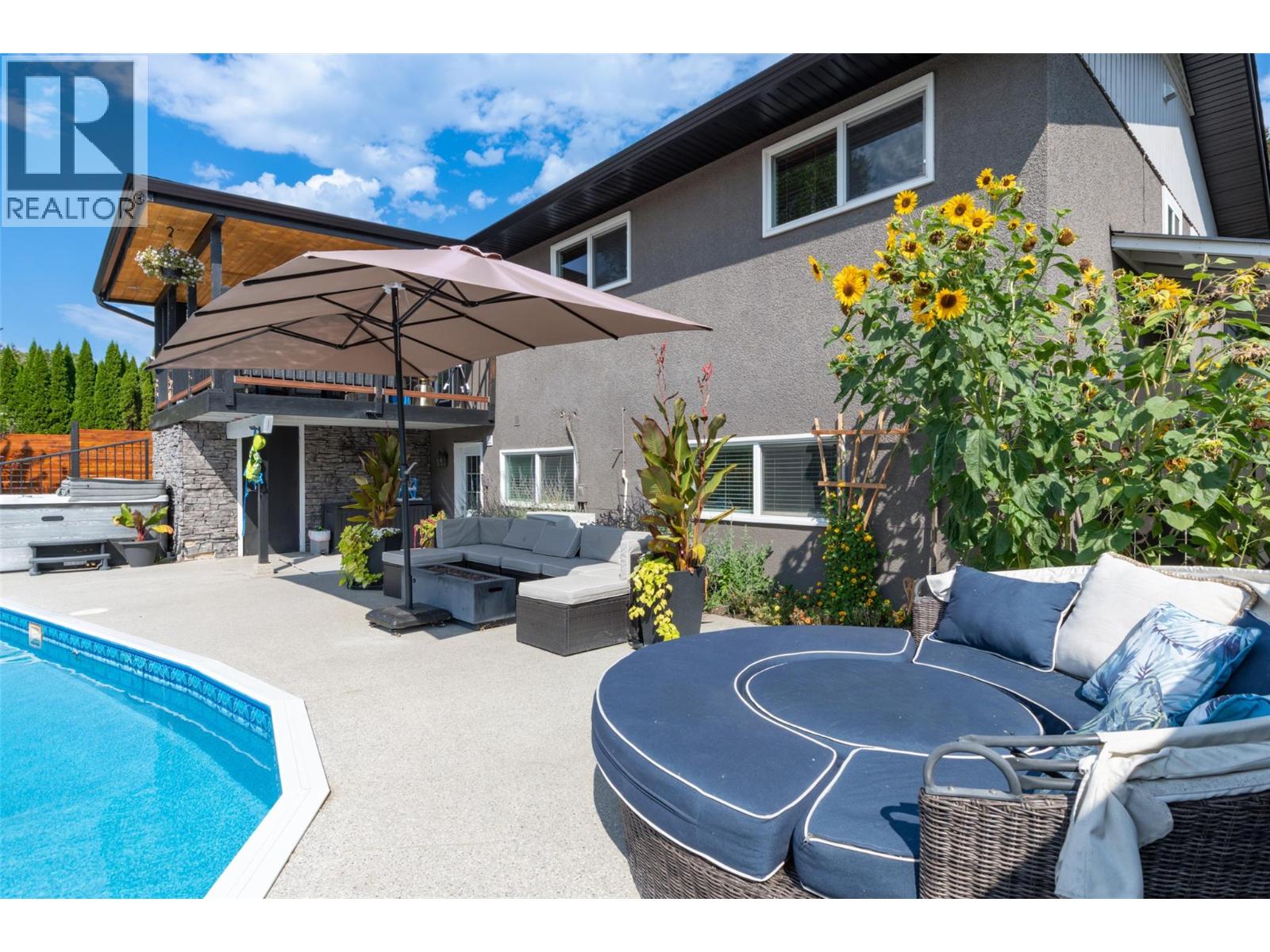1126 Pinecrest Lane, Kelowna, British Columbia  V1Y 4L5 - Photo 45 - 10399066