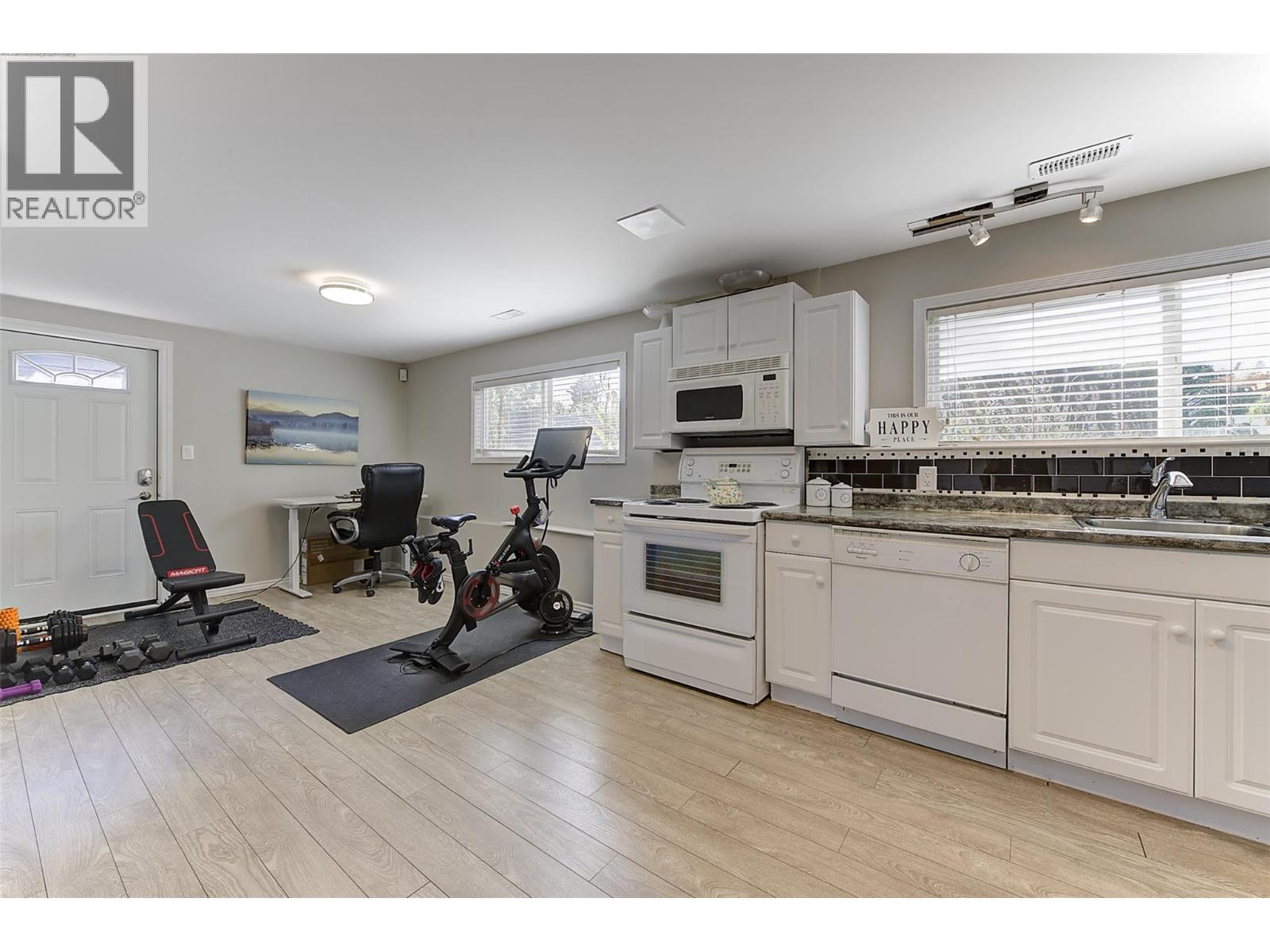 1126 Pinecrest Lane, Kelowna, British Columbia  V1Y 4L5 - Photo 55 - 10399066