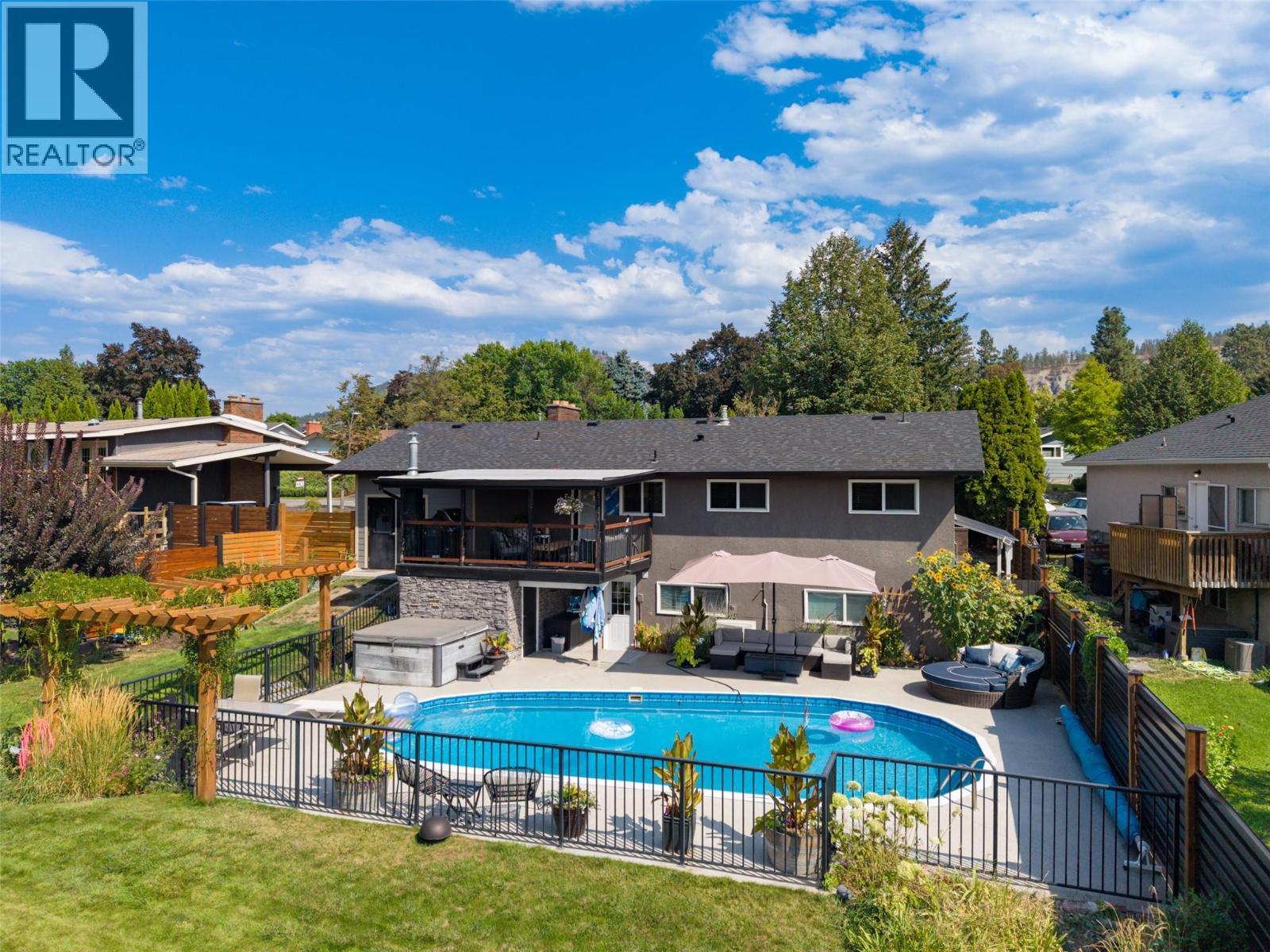1126 Pinecrest Lane, Kelowna, British Columbia  V1Y 4L5 - Photo 7 - 10399066