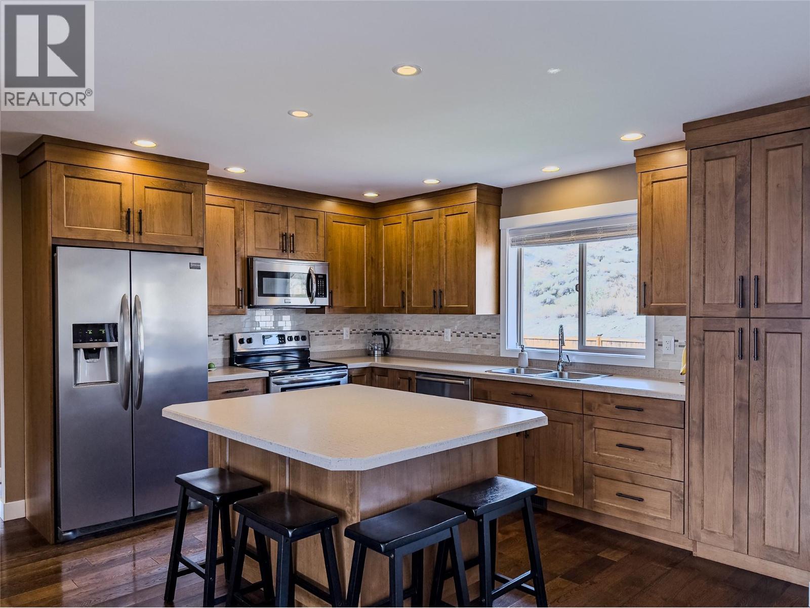 2243 Grasslands Boulevard, Kamloops, British Columbia  V2B 0E3 - Photo 7 - 10398971