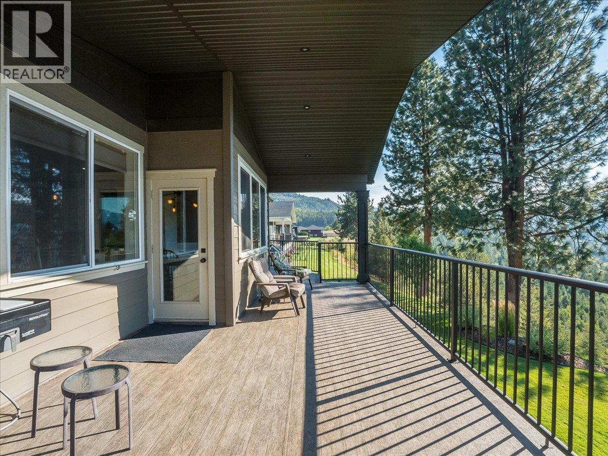 737 Prairie South Road, Castlegar, British Columbia  V1N 4K6 - Photo 20 - 10398989