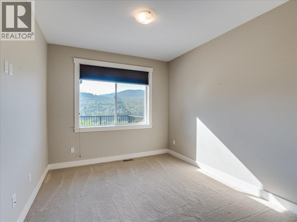 737 Prairie South Road, Castlegar, British Columbia  V1N 4K6 - Photo 34 - 10398989