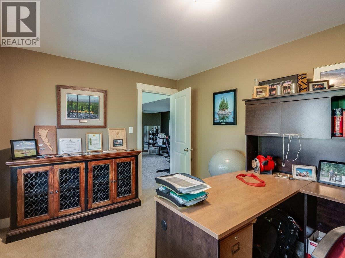 737 Prairie South Road, Castlegar, British Columbia  V1N 4K6 - Photo 45 - 10398989