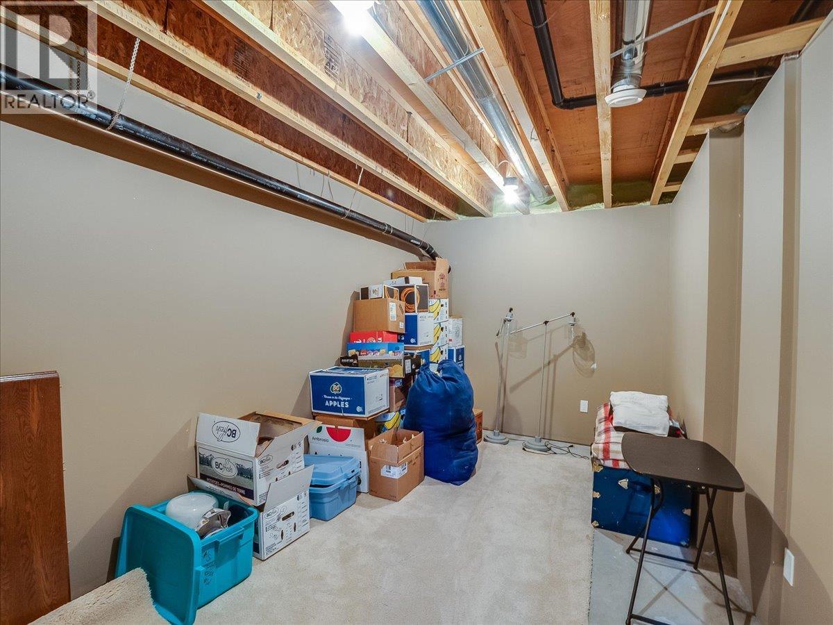 737 Prairie South Road, Castlegar, British Columbia  V1N 4K6 - Photo 47 - 10398989