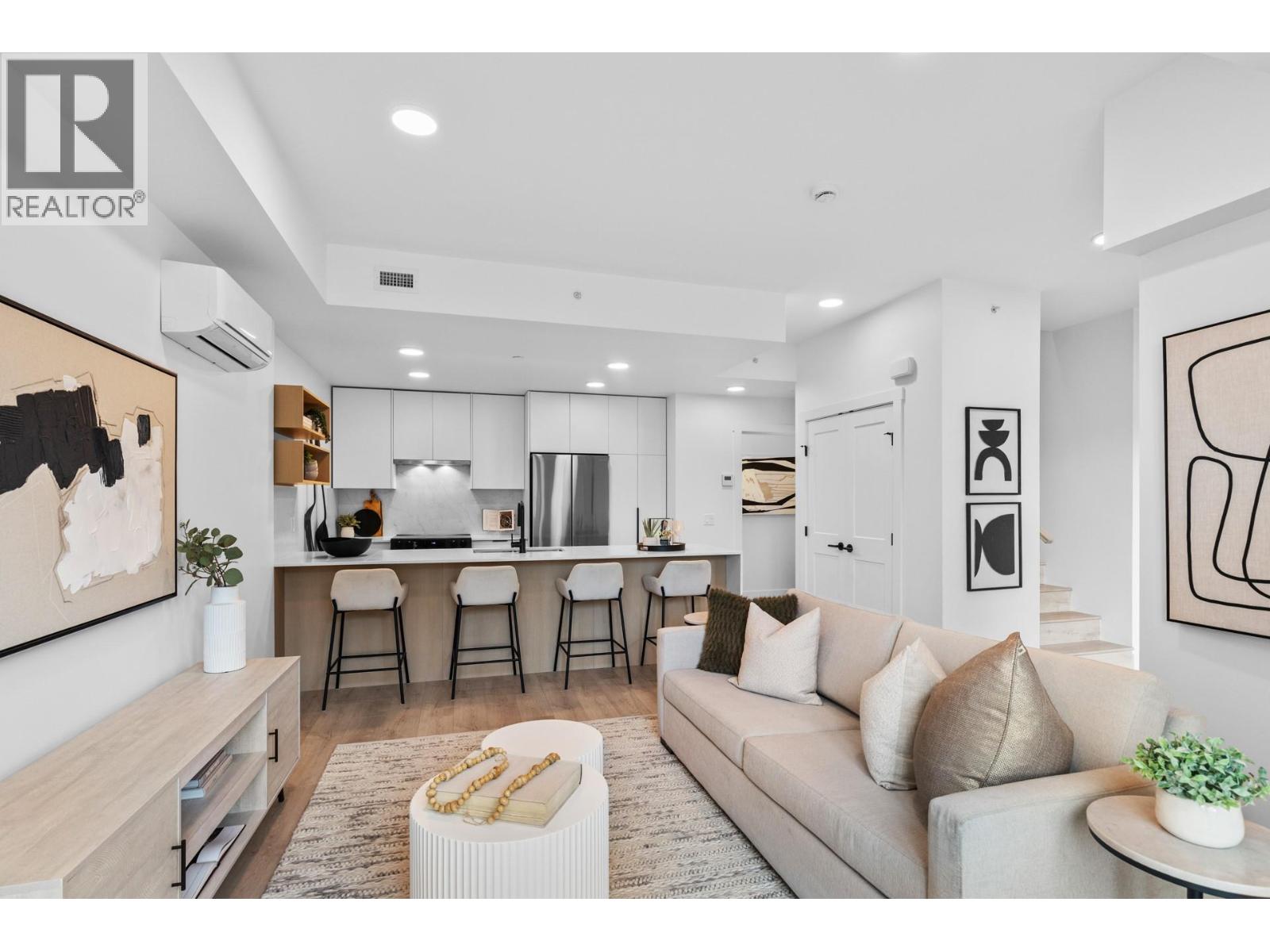 620 Coronation Avenue Unit# 102, Kelowna, British Columbia  V1Y 7A5 - Photo 1 - 10398804