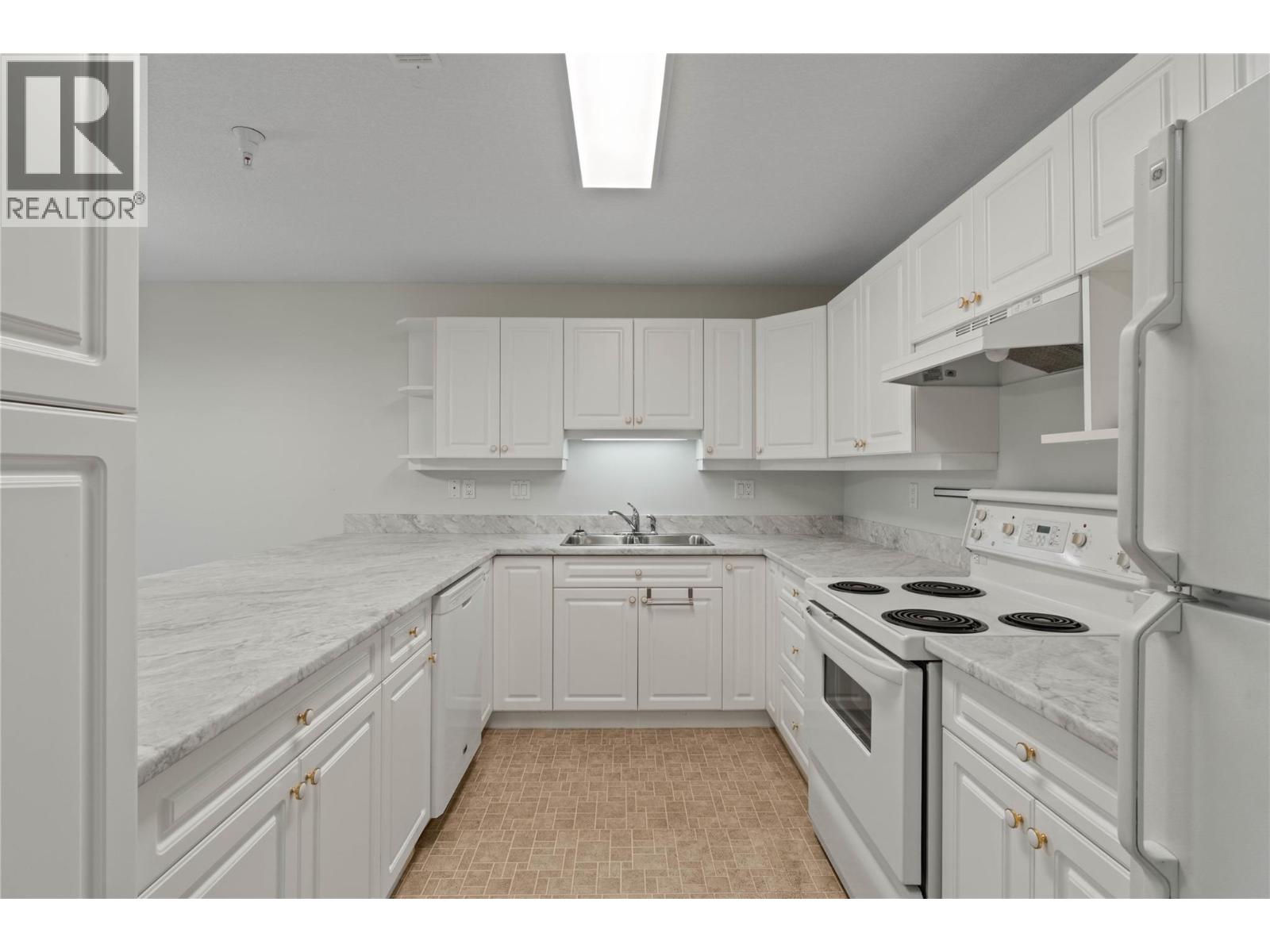 2169 Flamingo Road Unit# 309, Kamloops, British Columbia  V2C 4J8 - Photo 6 - 10398713