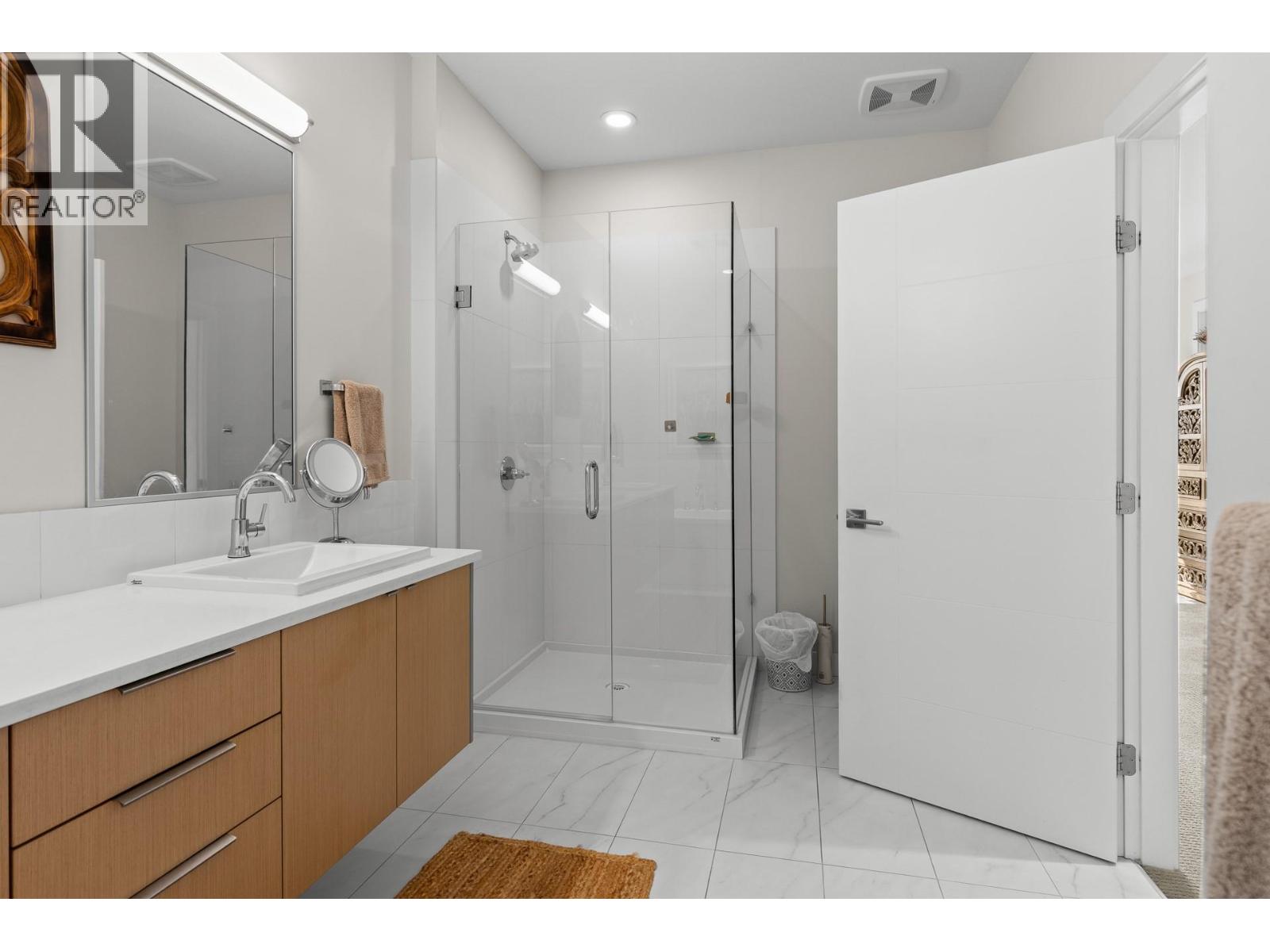 1349 Rocky Point Drive Unit# 8, Kelowna, British Columbia  V1V 0B5 - Photo 16 - 10398668