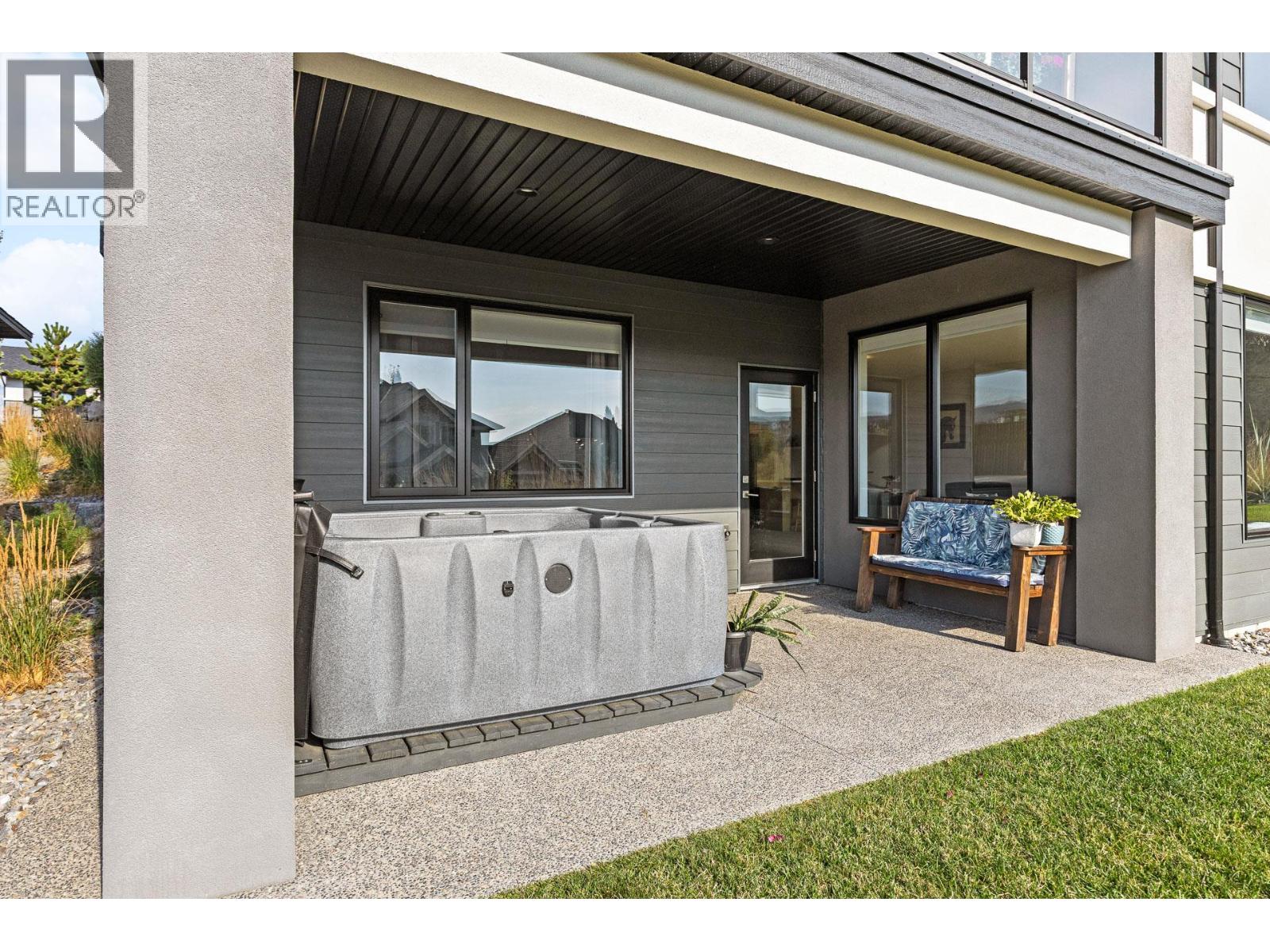 1349 Rocky Point Drive Unit# 8, Kelowna, British Columbia  V1V 0B5 - Photo 46 - 10398668