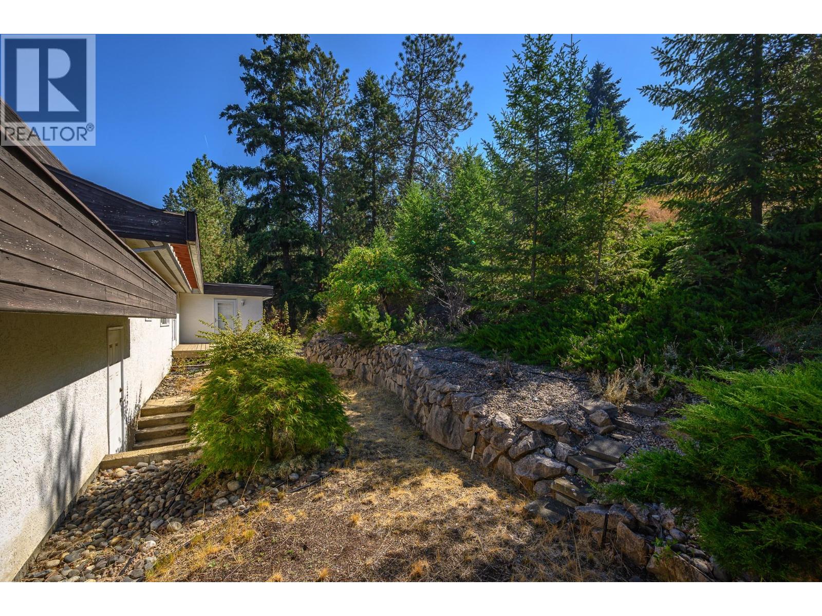 14175 Tamarack Drive, Coldstream, British Columbia  V1B 2E1 - Photo 33 - 10369619