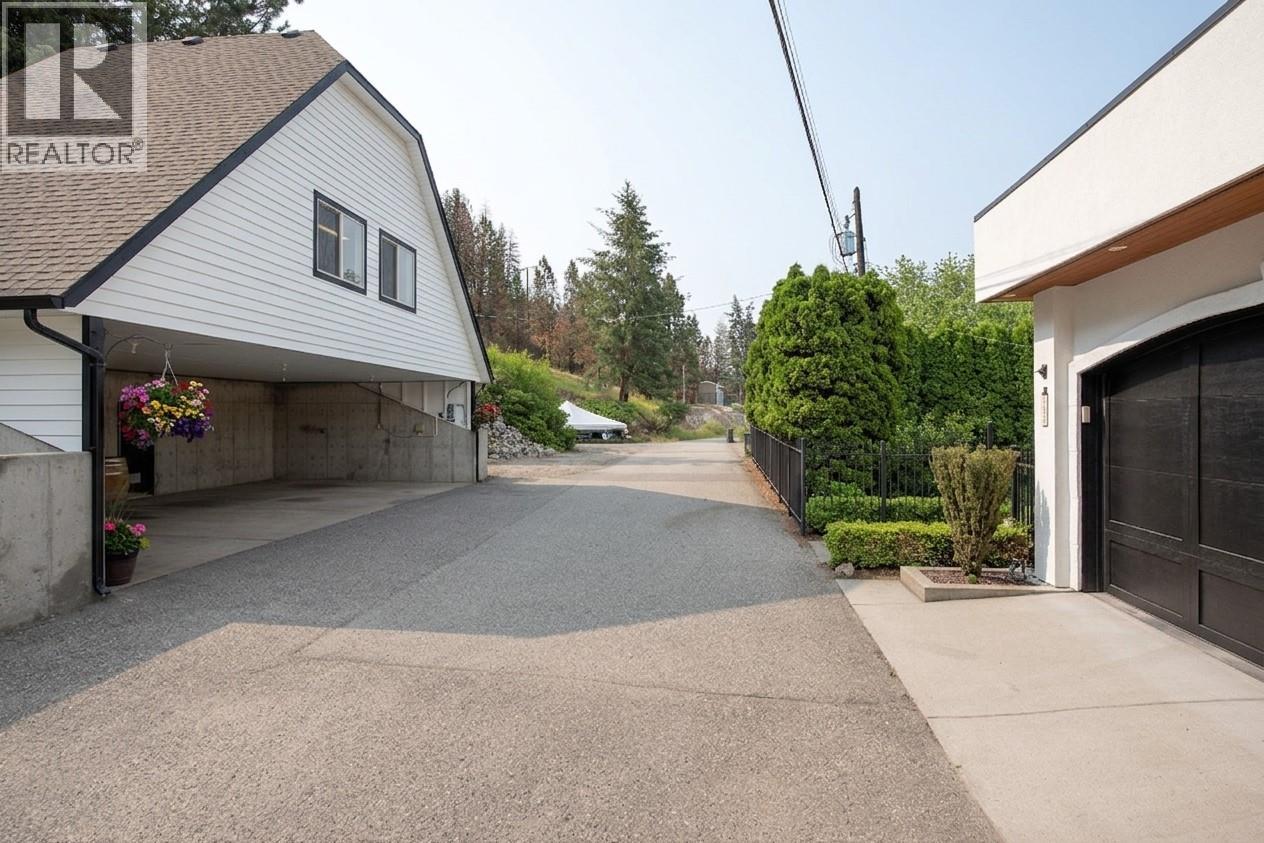 683 Westside Road S, West Kelowna, British Columbia  V1Z 3S2 - Photo 16 - 10399104