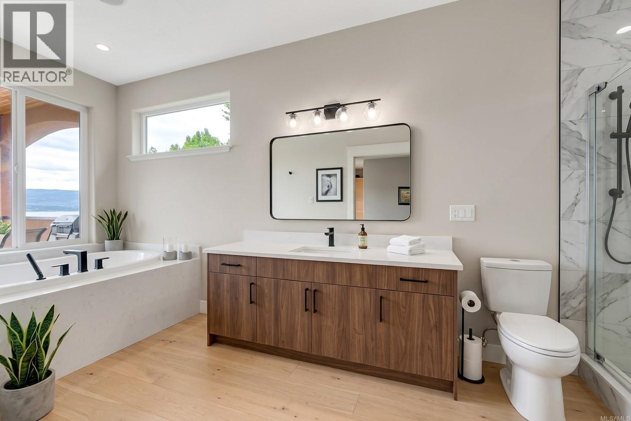 683 Westside Road S, West Kelowna, British Columbia  V1Z 3S2 - Photo 62 - 10399104