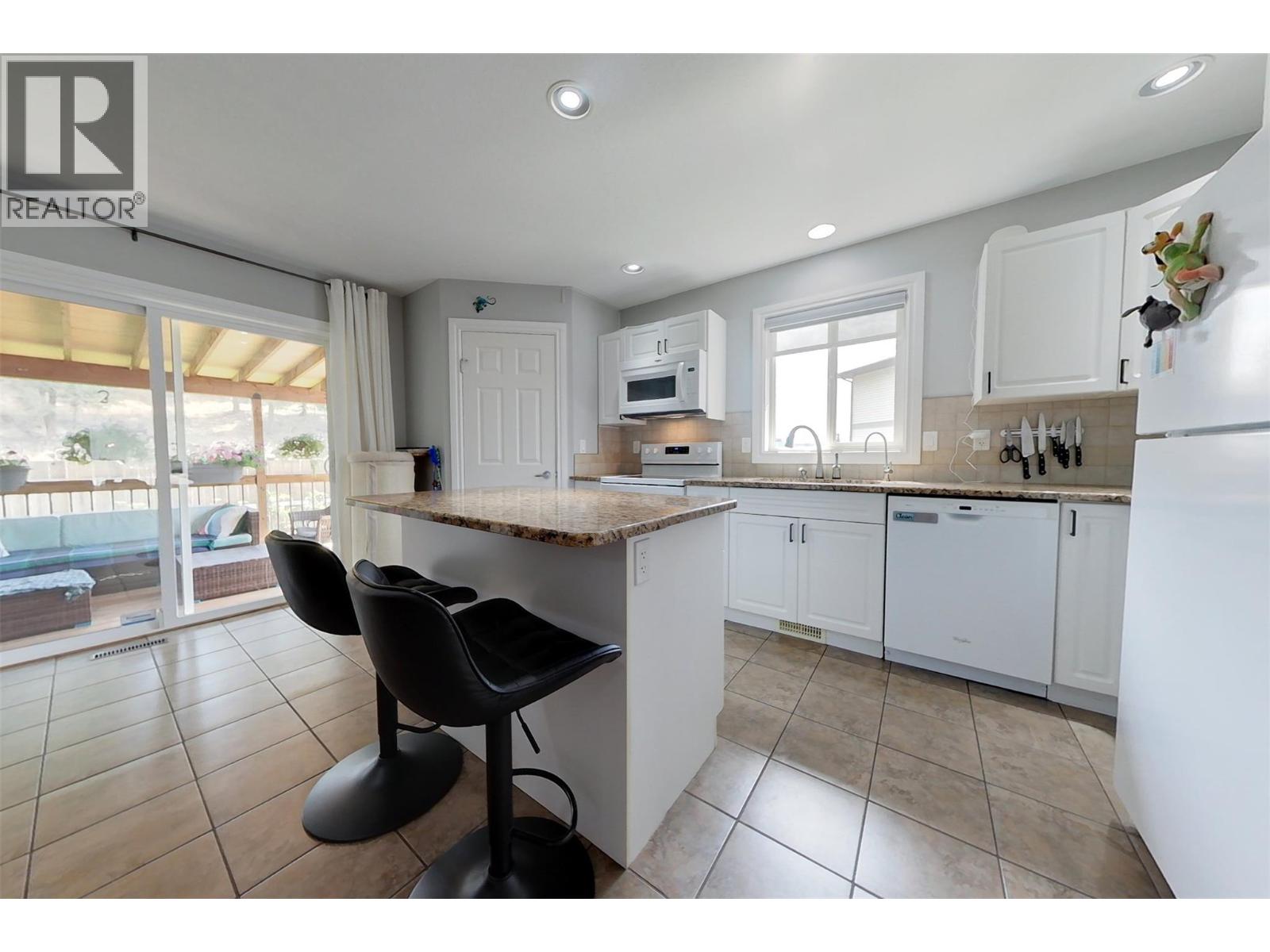 1900 Kelowna Crescent, Cranbrook, British Columbia  V1C 6L6 - Photo 12 - 10399100