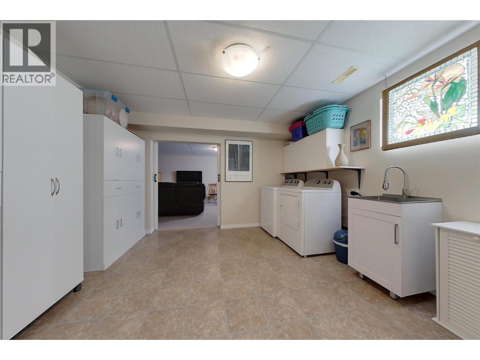 1900 Kelowna Crescent, Cranbrook, British Columbia  V1C 6L6 - Photo 25 - 10399100