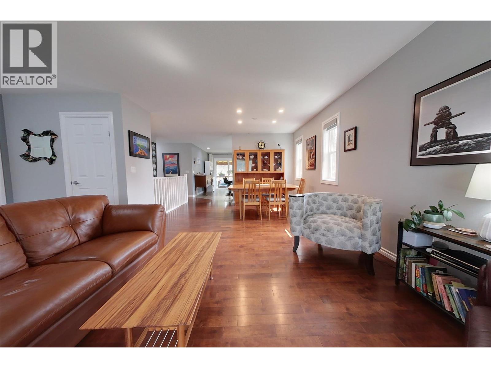 1900 Kelowna Crescent, Cranbrook, British Columbia  V1C 6L6 - Photo 5 - 10399100