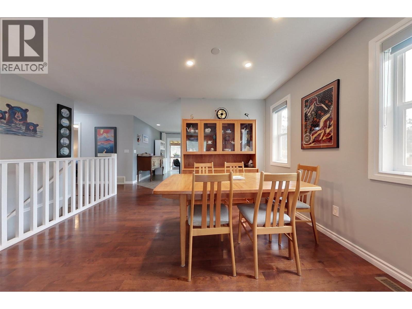 1900 Kelowna Crescent, Cranbrook, British Columbia  V1C 6L6 - Photo 6 - 10399100