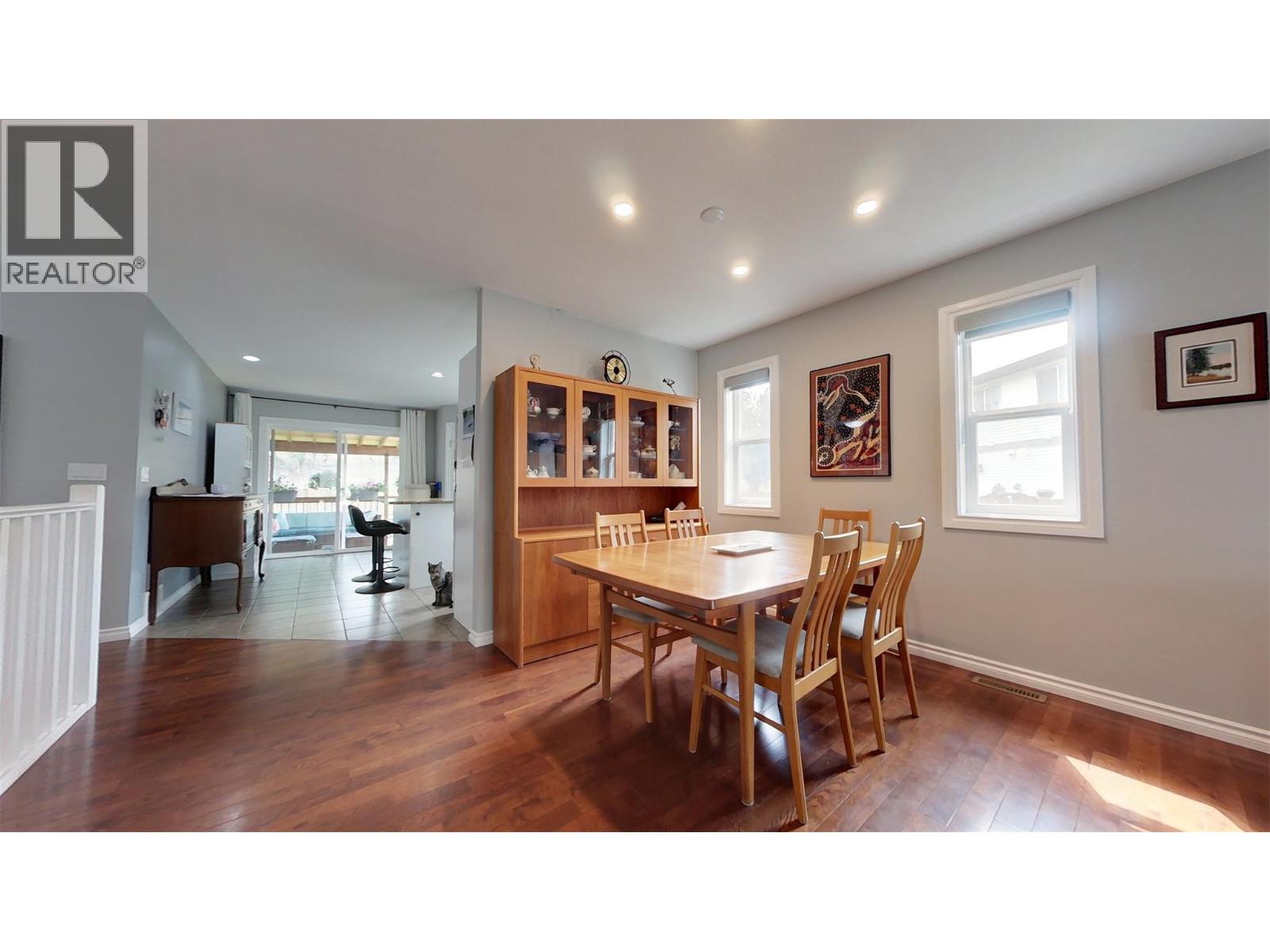 1900 Kelowna Crescent, Cranbrook, British Columbia  V1C 6L6 - Photo 8 - 10399100