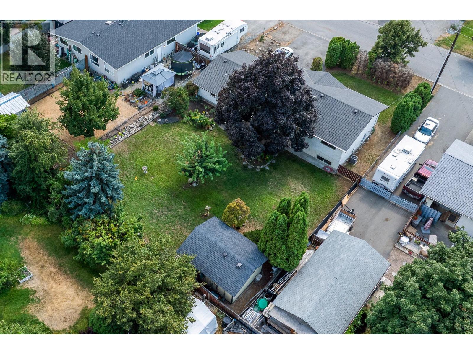 1230 Creekside Road, Kelowna, British Columbia  V1X 1B3 - Photo 3 - 10398312