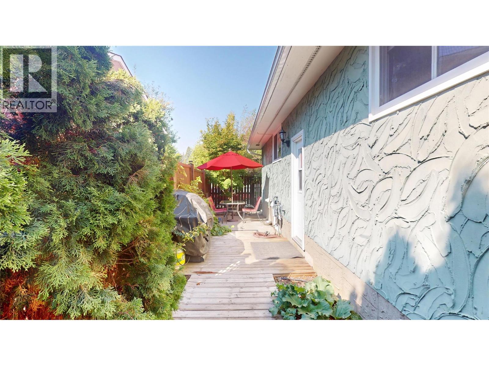 612 17th Avenue S, Cranbrook, British Columbia  V1C 3B5 - Photo 25 - 10399108