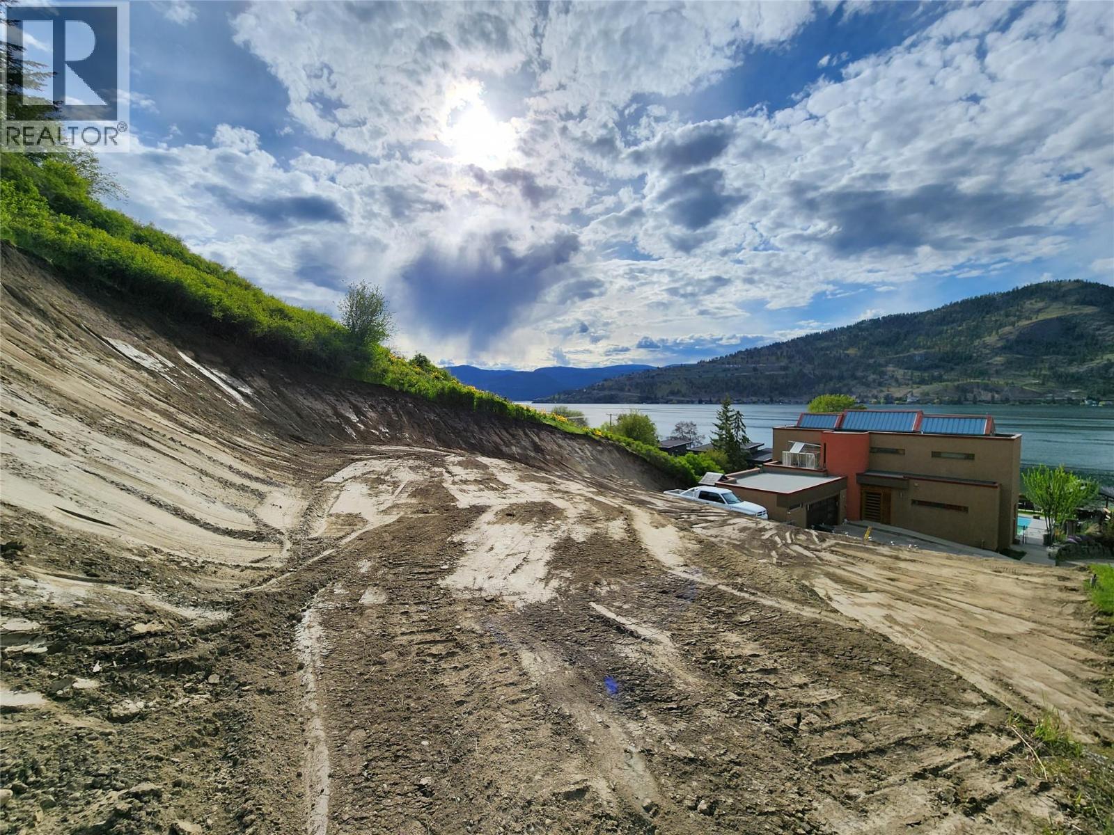 8164 Okanagan Landing Road, Vernon, British Columbia  V1H 1J4 - Photo 5 - 10399024