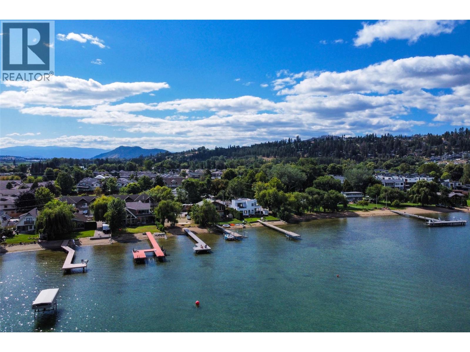 3242 Clement Road, Lake Country, British Columbia  V4V 1X7 - Photo 8 - 10399089