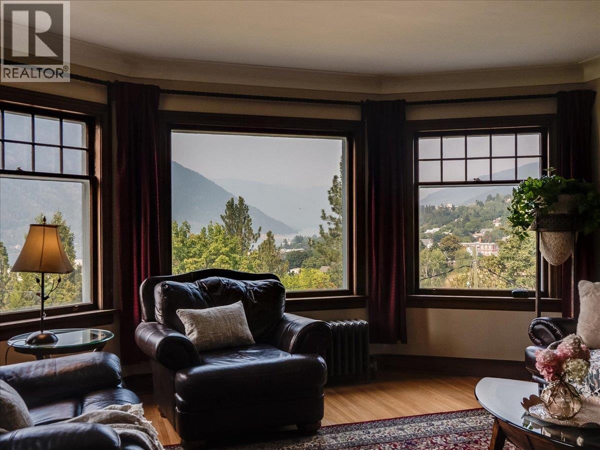 411 Hamilton Avenue, Nelson, British Columbia  V1L 3G1 - Photo 20 - 10398510
