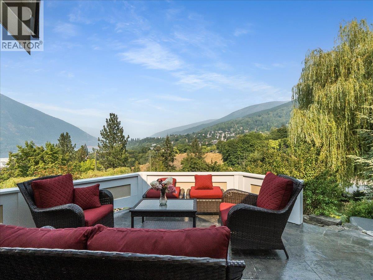 411 Hamilton Avenue, Nelson, British Columbia  V1L 3G1 - Photo 23 - 10398510