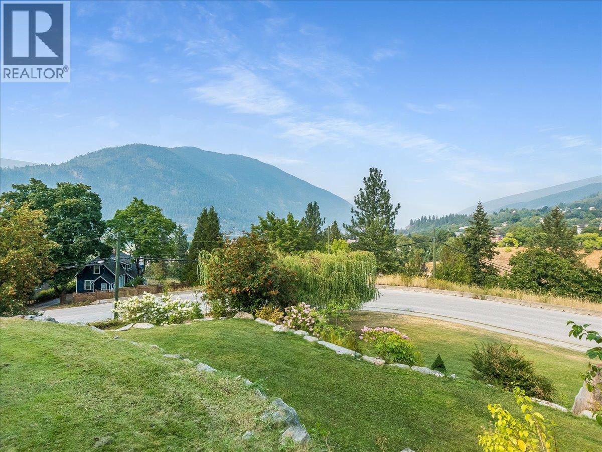 411 Hamilton Avenue, Nelson, British Columbia  V1L 3G1 - Photo 55 - 10398510