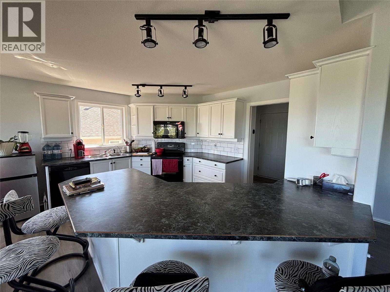2272 Shannon Hills Drive, West Kelowna, British Columbia  V4T 2P1 - Photo 9 - 10397810
