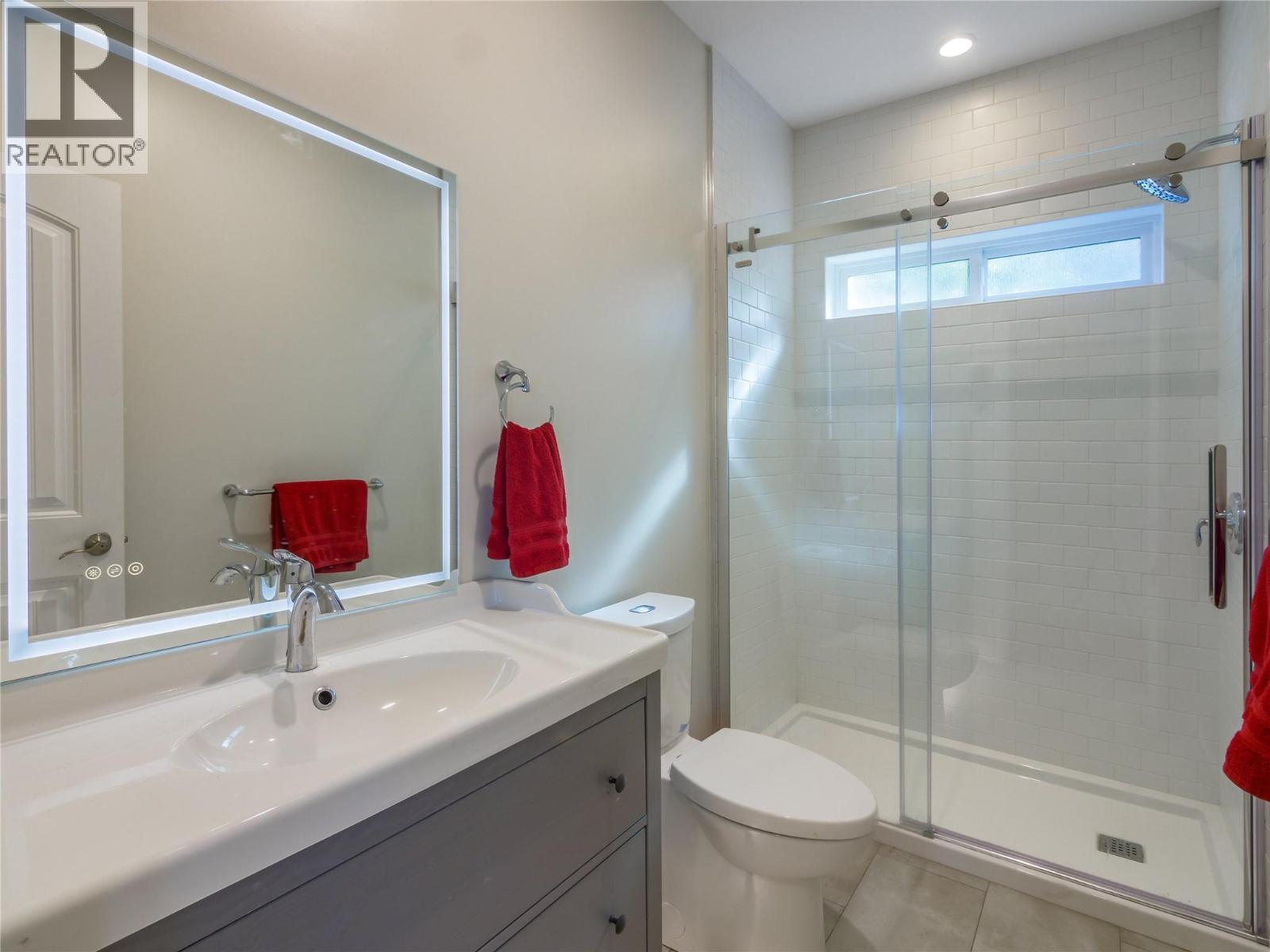 2478 Evergreen Drive, Penticton, British Columbia  V2A 9C7 - Photo 24 - 10398966