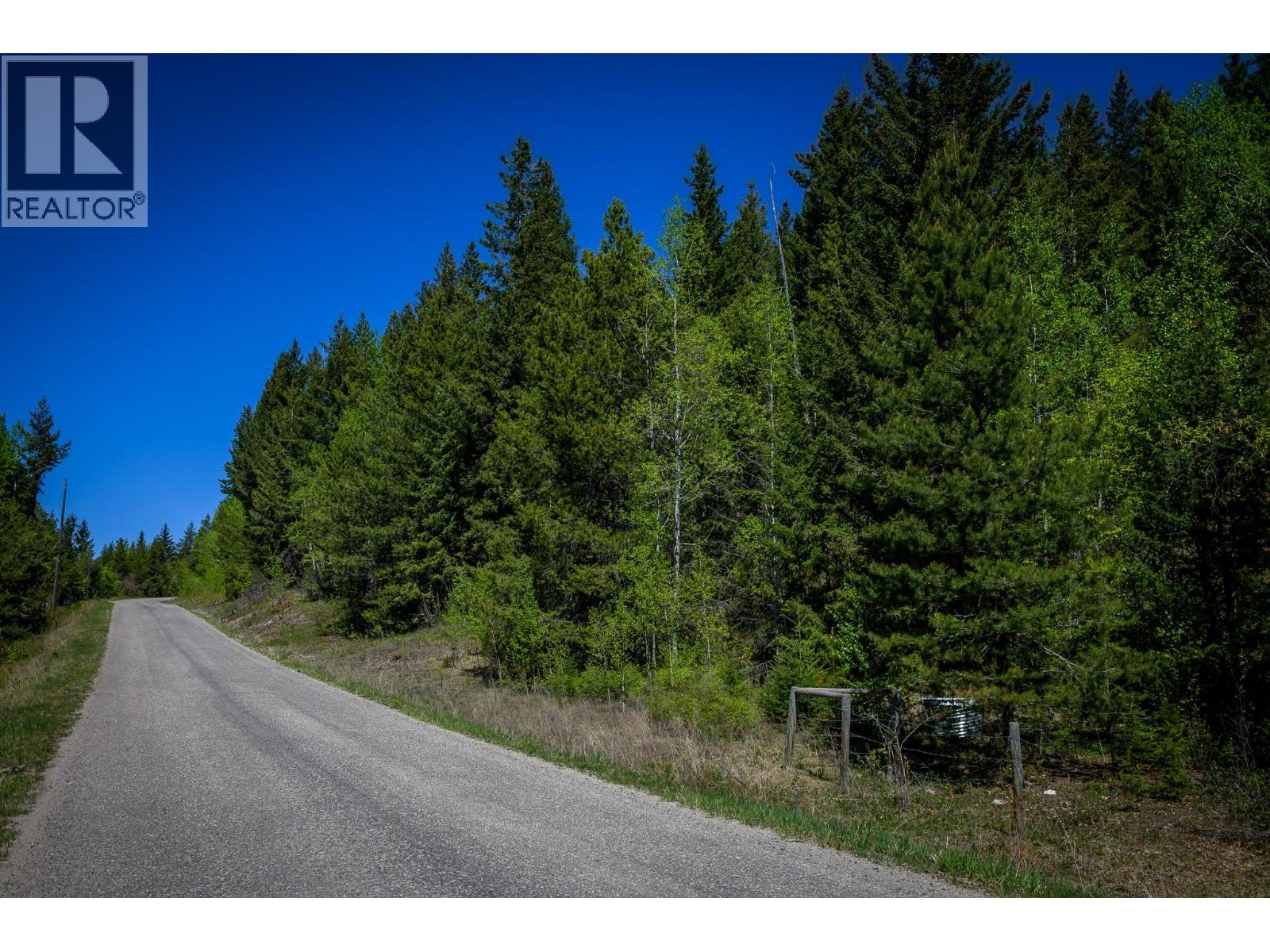 2780 Silver Birch Lane, Pritchard, British Columbia  V0E 0A1 - Photo 8 - 10399141