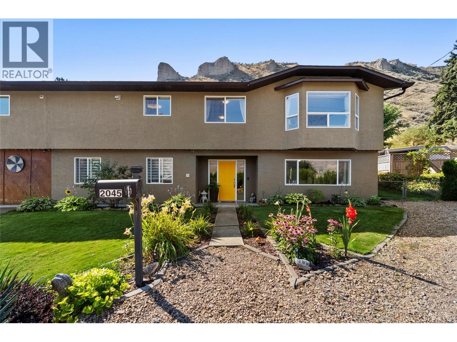 2045 Valleyview Drive, Kamloops, British Columbia  V2C 4C3 - Photo 1 - 10399137