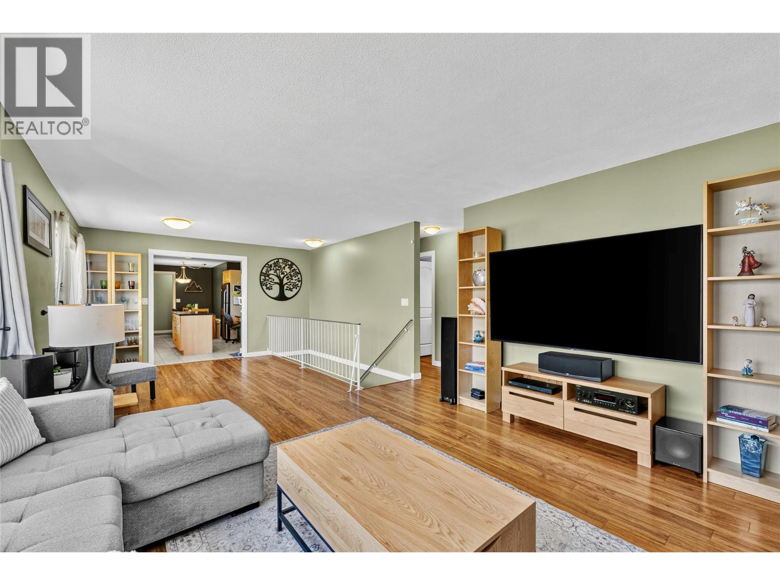 2045 Valleyview Drive, Kamloops, British Columbia  V2C 4C3 - Photo 11 - 10399137