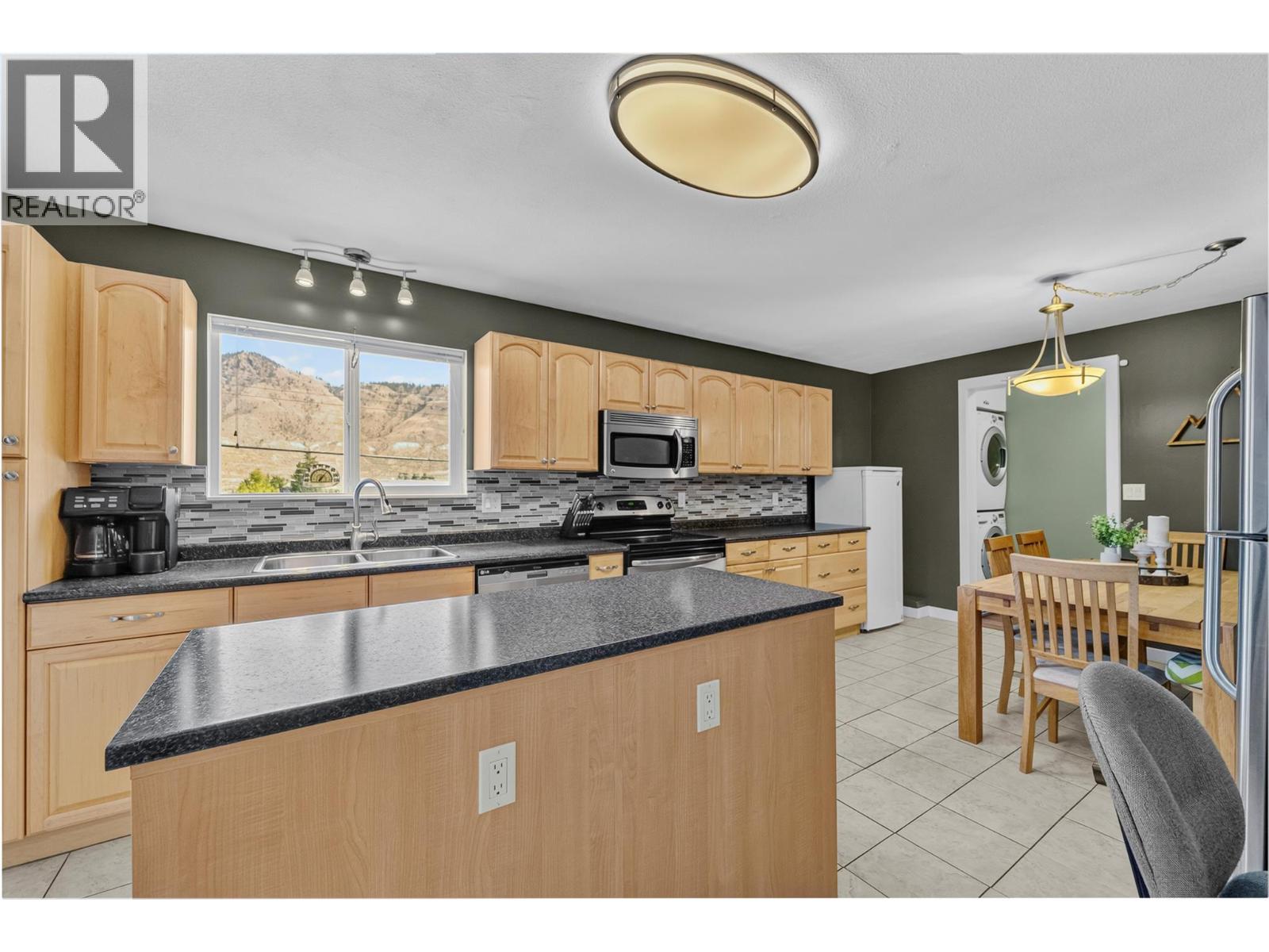 2045 Valleyview Drive, Kamloops, British Columbia  V2C 4C3 - Photo 14 - 10399137