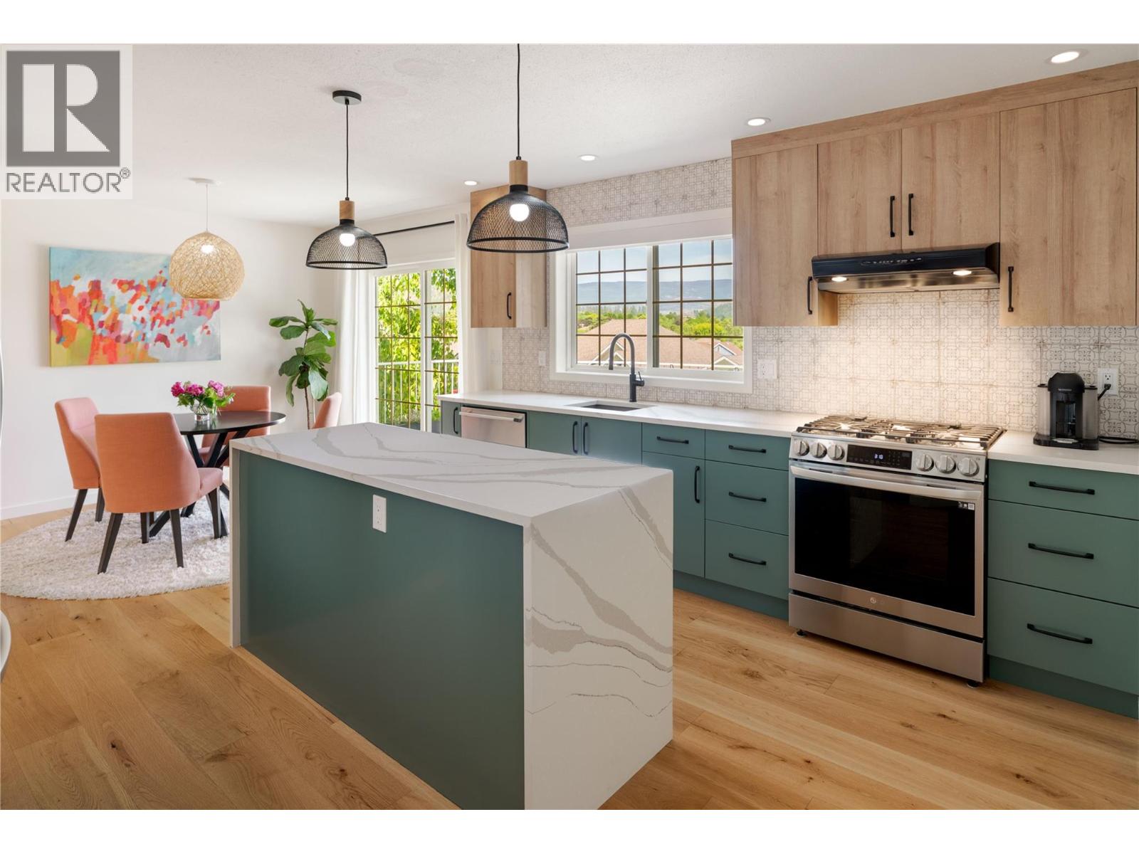 149 Applecrest Court, Kelowna, British Columbia  V1V 1W6 - Photo 5 - 10398592