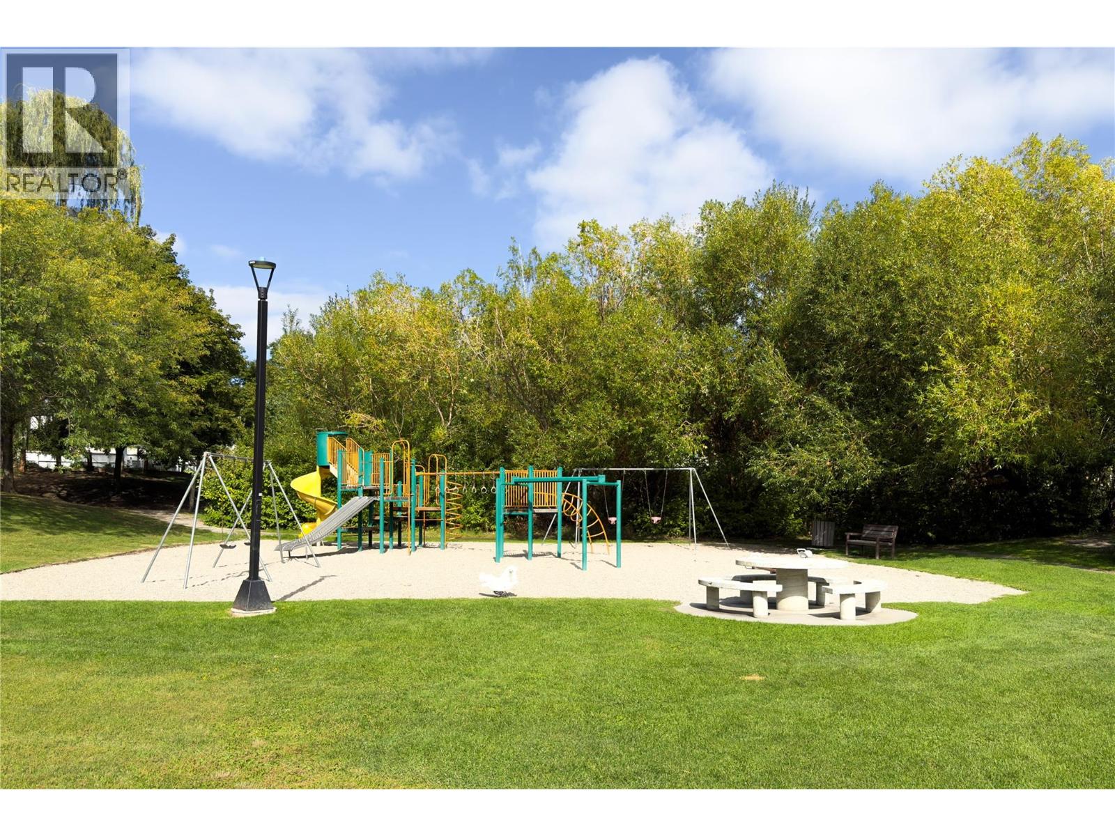 149 Applecrest Court, Kelowna, British Columbia  V1V 1W6 - Photo 50 - 10398592