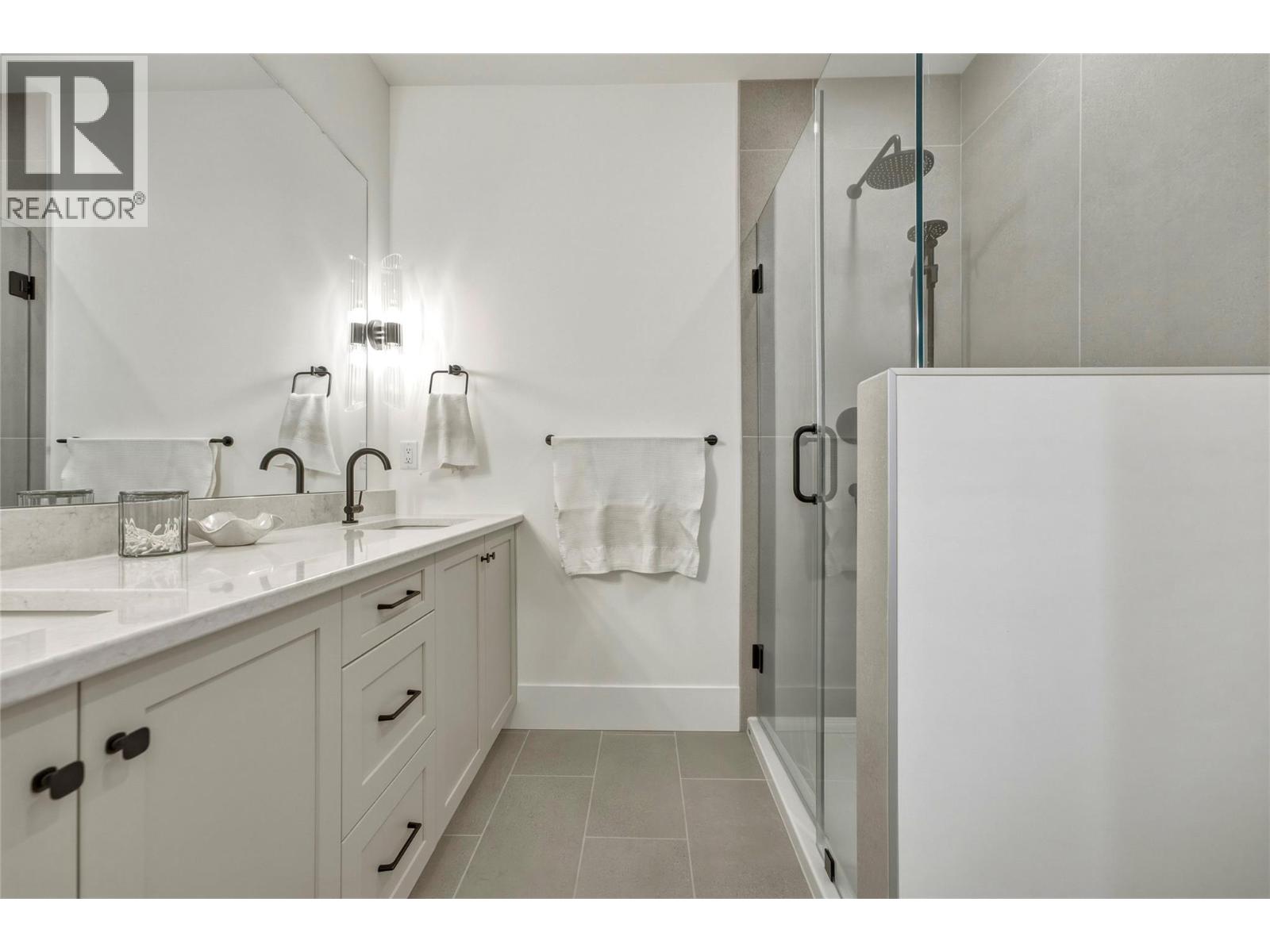 7012 Manning Place, Vernon, British Columbia  V1B 0B6 - Photo 24 - 10399131