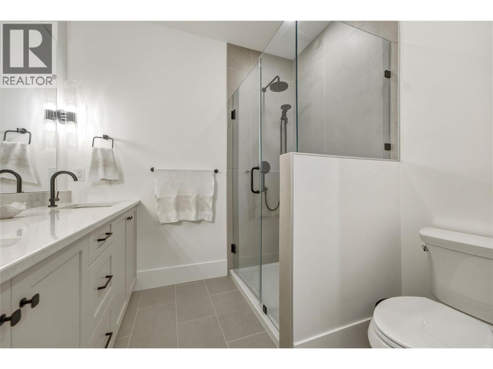 7012 Manning Place, Vernon, British Columbia  V1B 0B6 - Photo 25 - 10399131