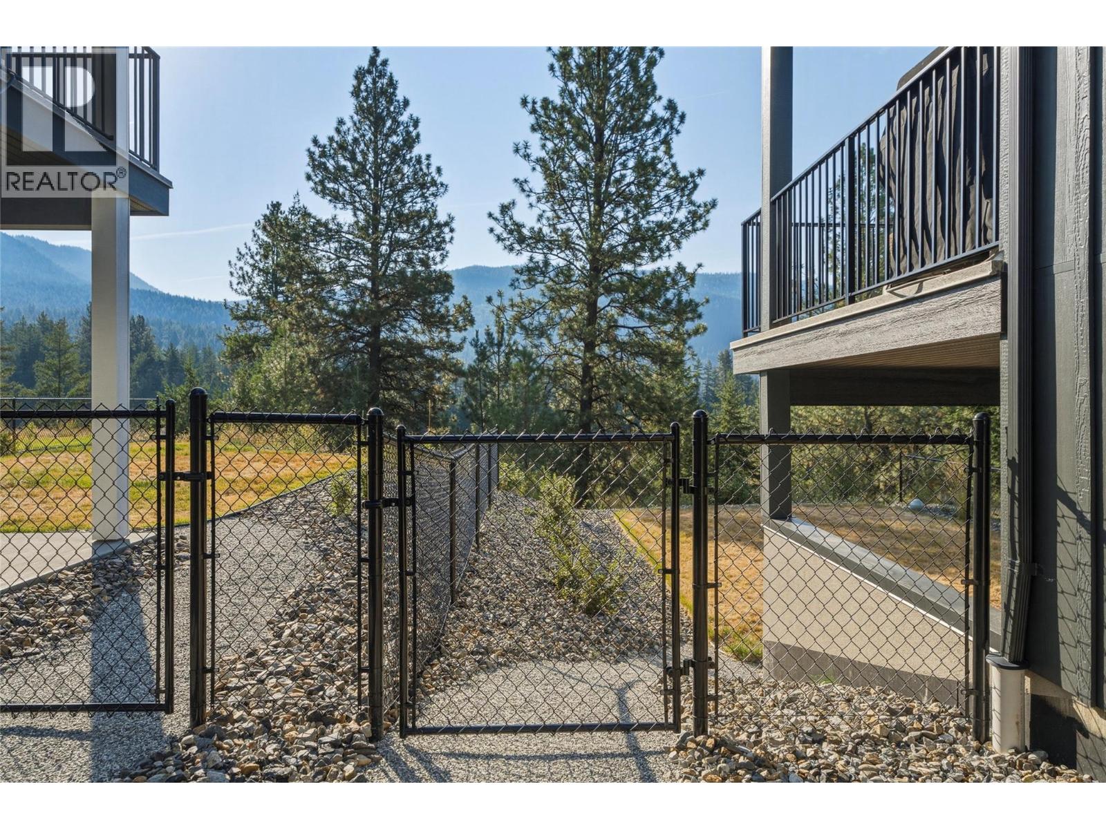 7012 Manning Place, Vernon, British Columbia  V1B 0B6 - Photo 58 - 10399131