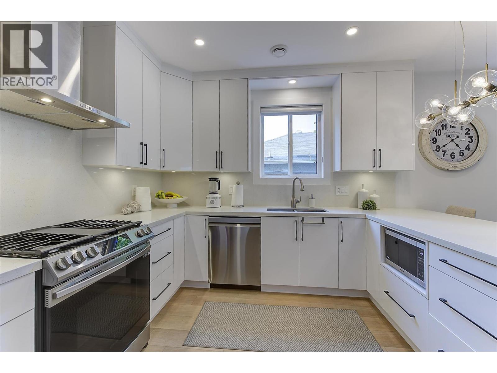 2274 Woodlawn Street Unit# 2, Kelowna, British Columbia  V1Y 2T2 - Photo 14 - 10398920