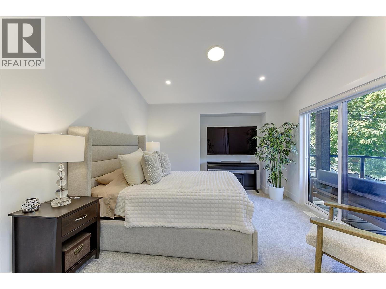 2274 Woodlawn Street Unit# 2, Kelowna, British Columbia  V1Y 2T2 - Photo 25 - 10398920