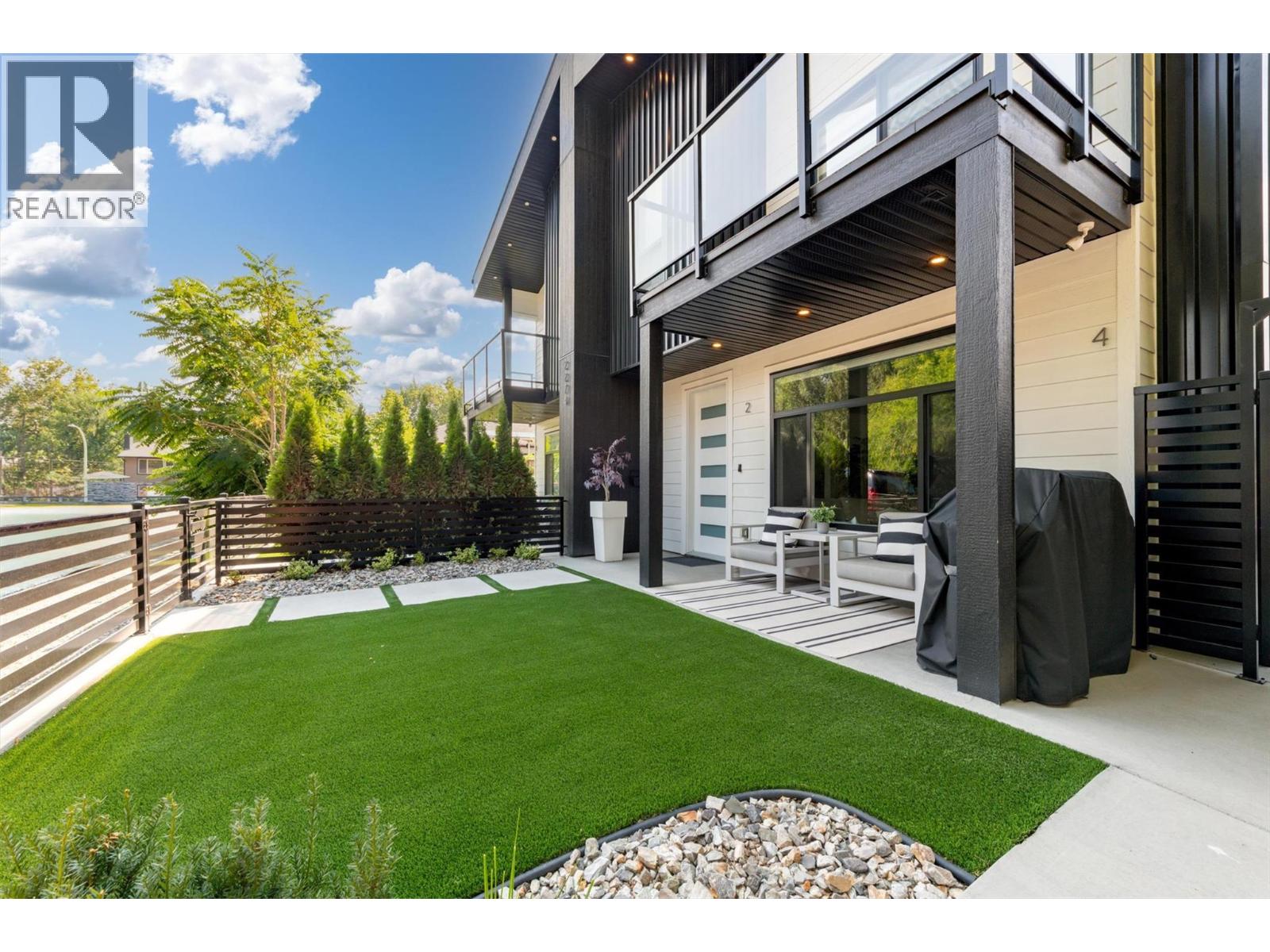 2274 Woodlawn Street Unit# 2, Kelowna, British Columbia  V1Y 2T2 - Photo 4 - 10398920