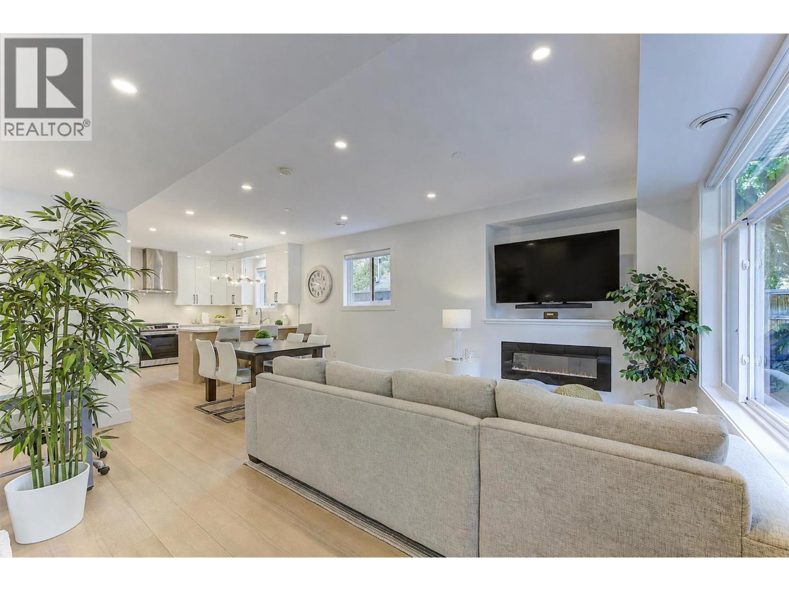 2274 Woodlawn Street Unit# 2, Kelowna, British Columbia  V1Y 2T2 - Photo 6 - 10398920