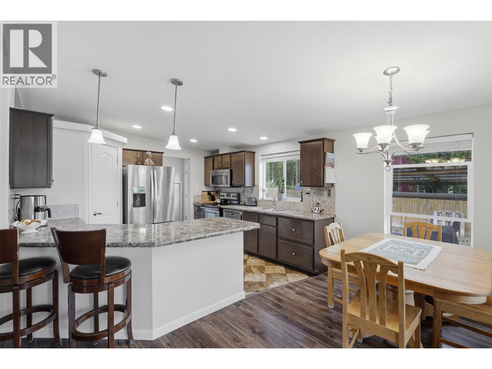 3025 Powell Road, Kamloops, British Columbia  V0E 3E1 - Photo 4 - 10399146