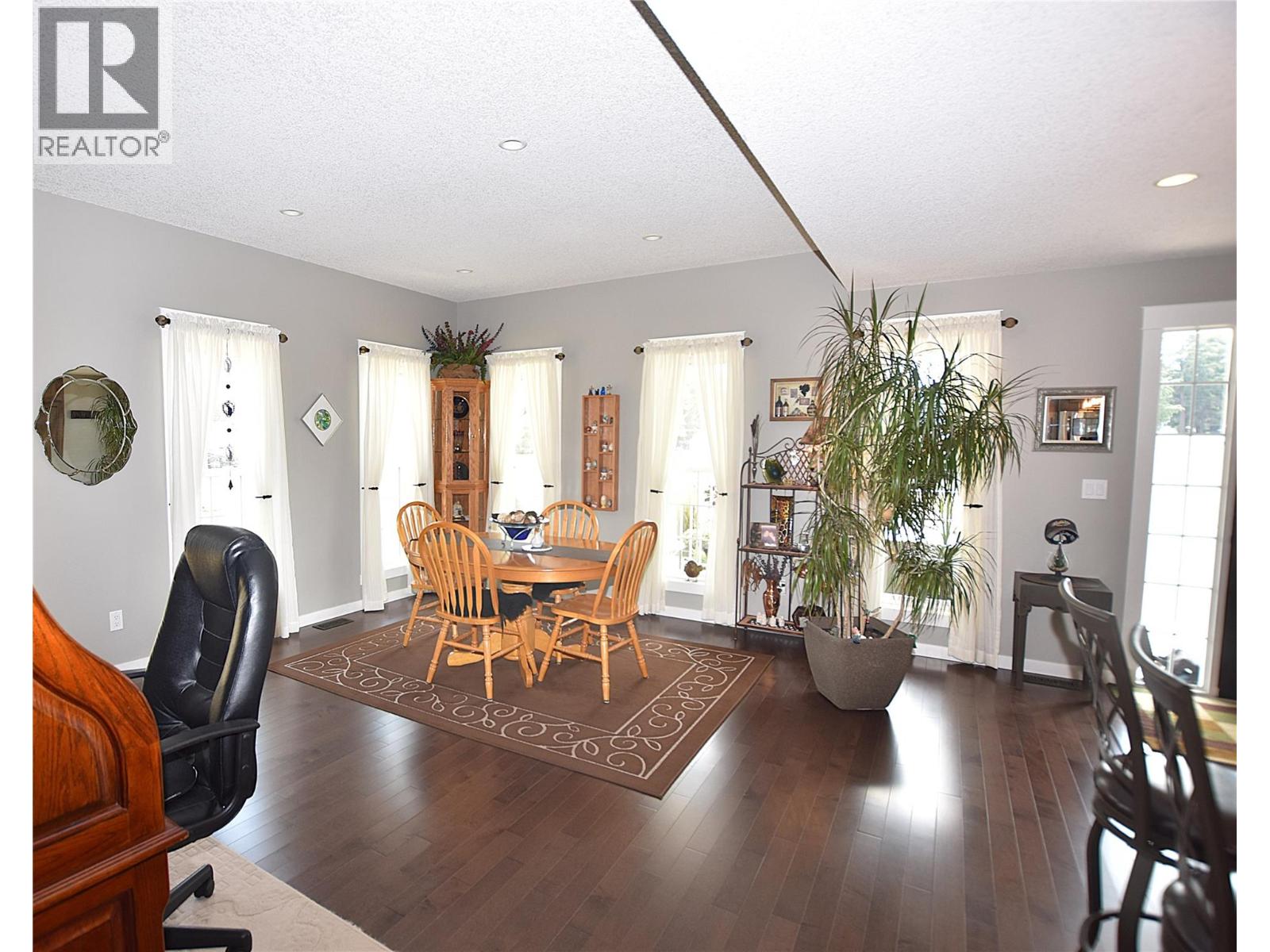 535 Loon Avenue, Vernon, British Columbia  V1H 2A1 - Photo 20 - 10399115